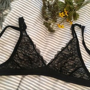 BRANDY MELVILLE black lace bra
